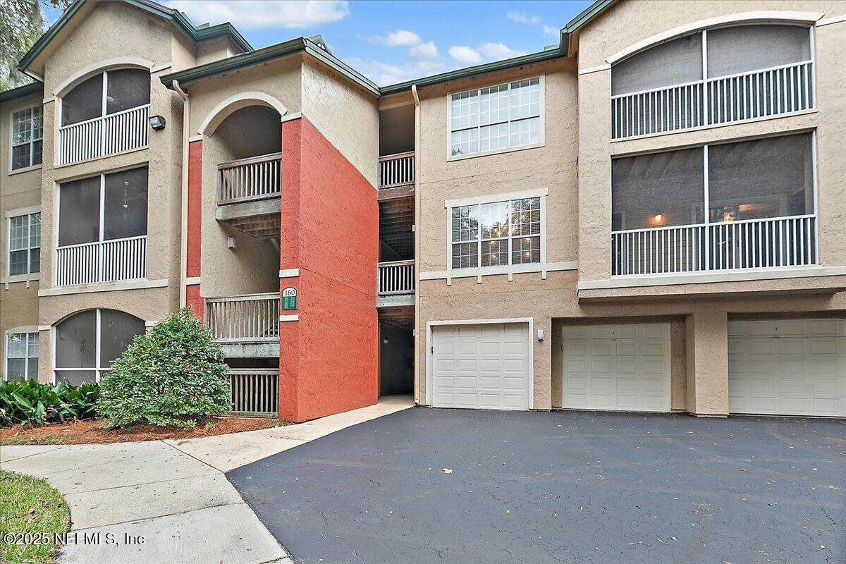 160 Veracruz Drive - Photo 1