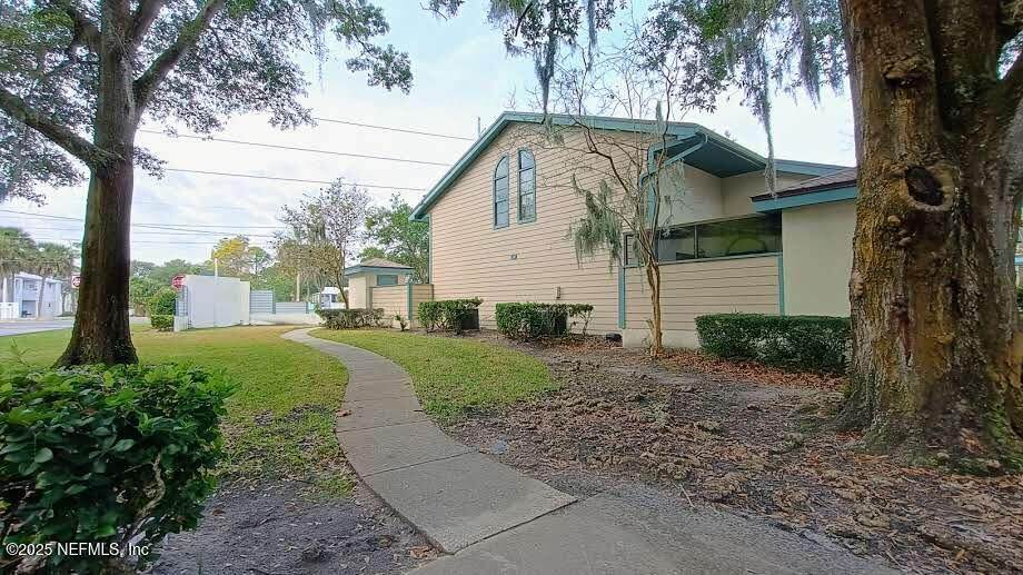 103 Courageous Court - Photo 1