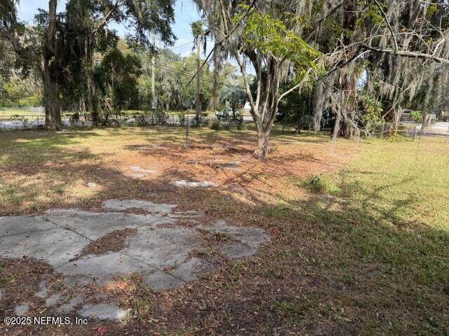 1701 Idlewild Avenue - Photo 1