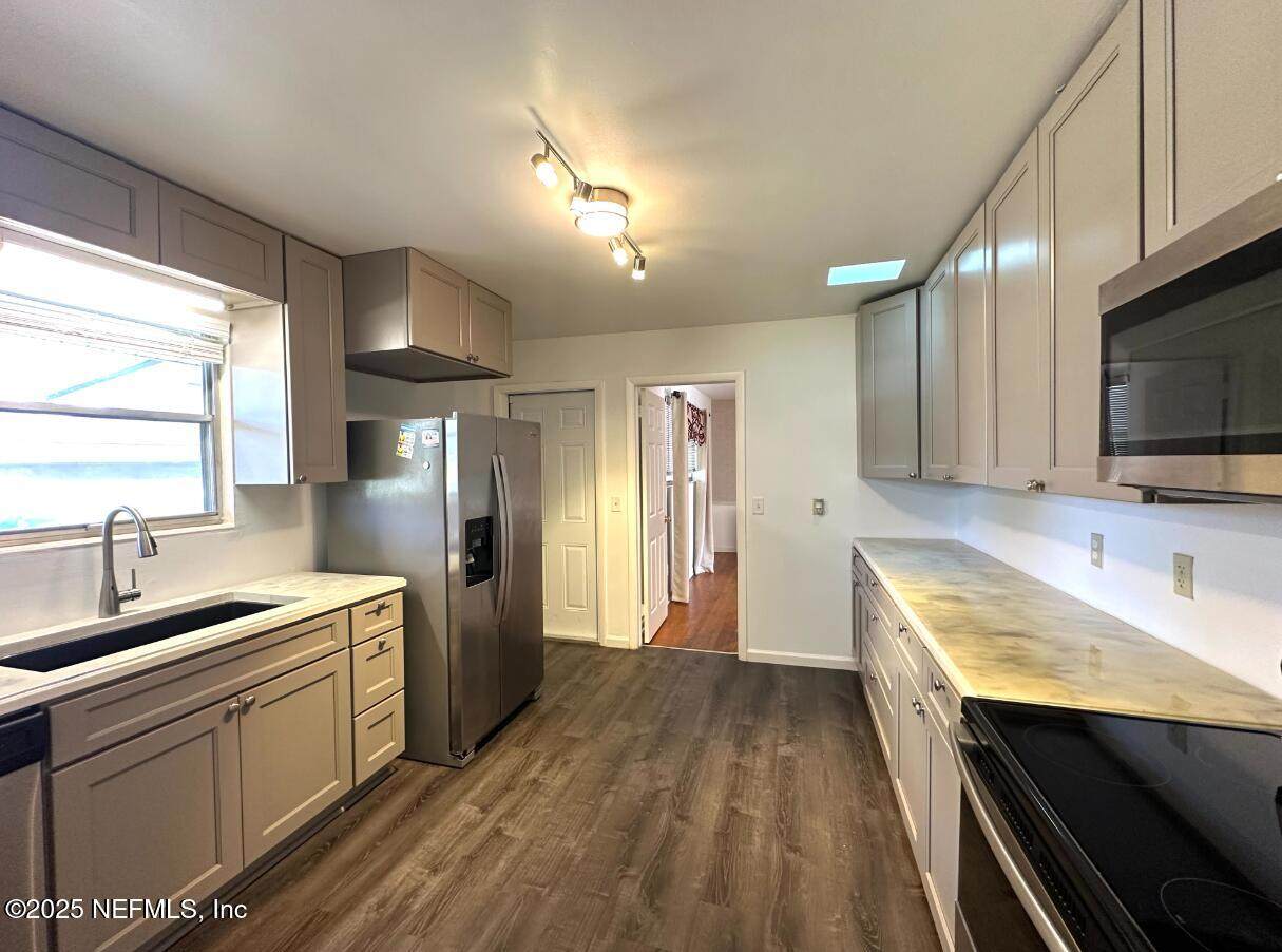 5550 Darlow Avenue - Photo 1