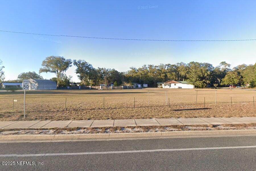 100 State Road 20 - Photo 1