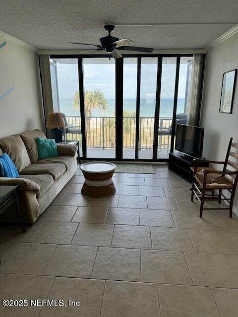 601 1ST Street - Photo 1