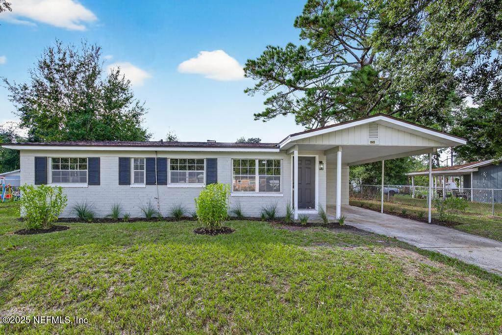 5216 Timawatha Avenue - Photo 1