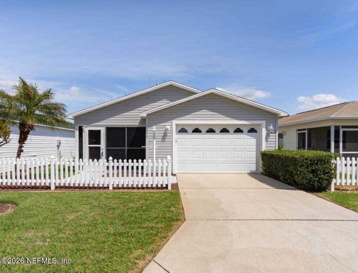 16979 81ST CHARLESFORT Avenue - Photo 1