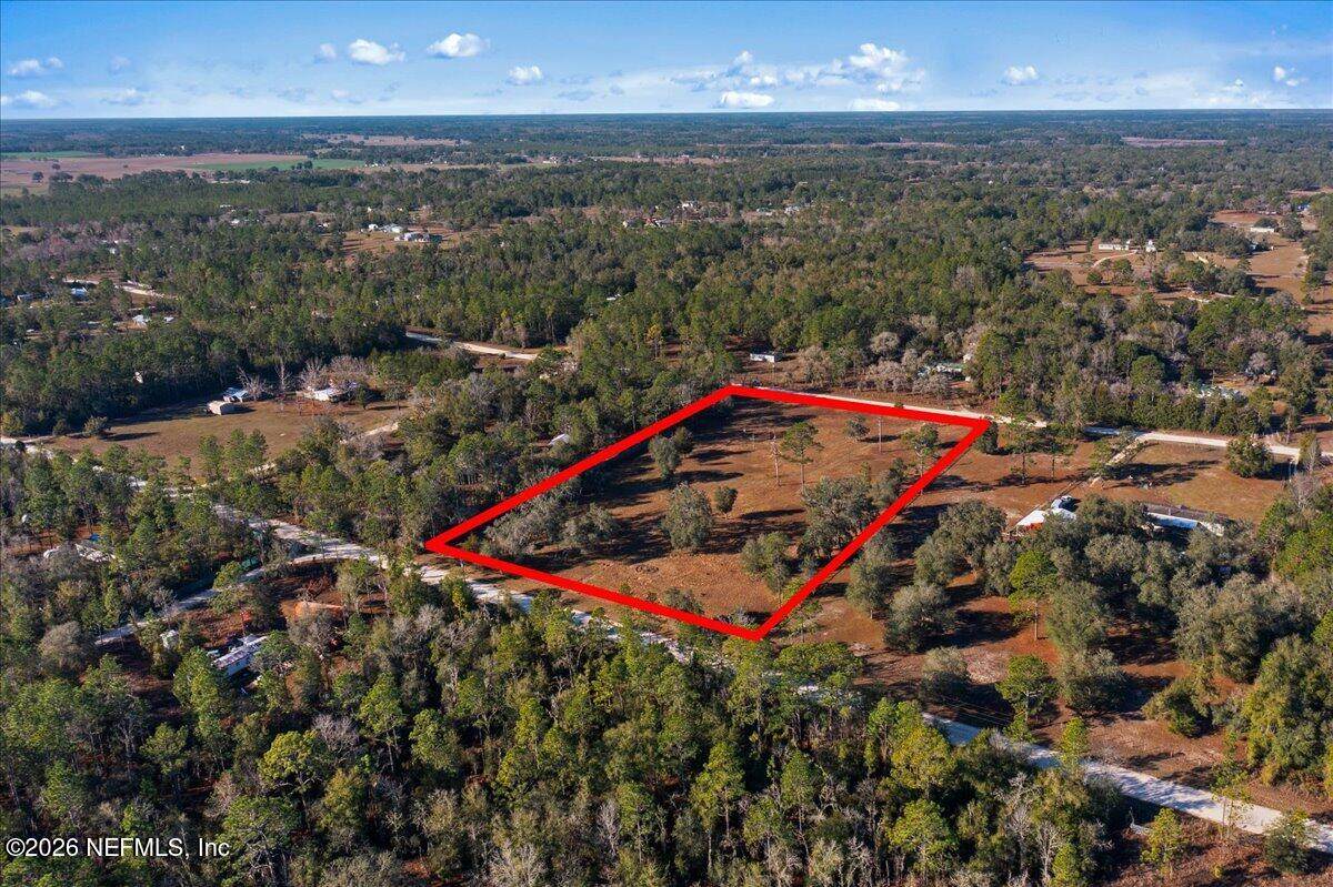 5551 106 Court - Photo 1