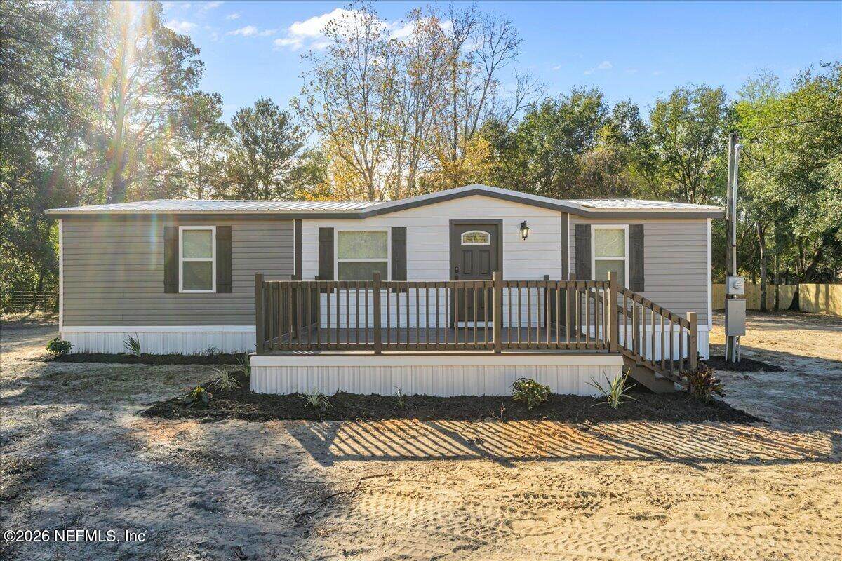 121 Lynnwood Avenue - Photo 1