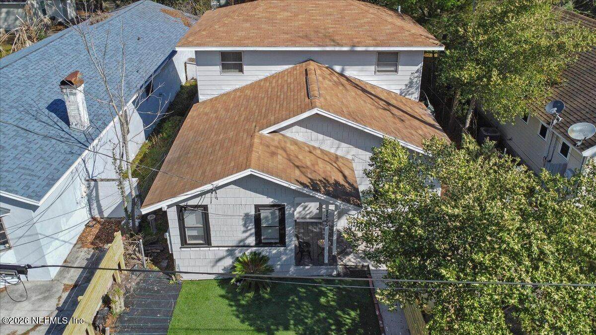 1565 7TH Street - Photo 1