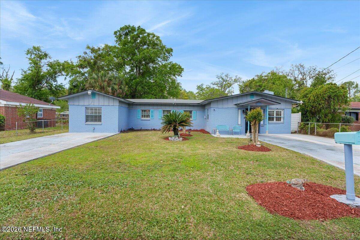 9716 Devonshire Boulevard - Photo 1
