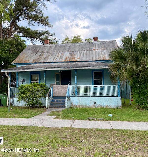 1317 Carr Street - Photo 1