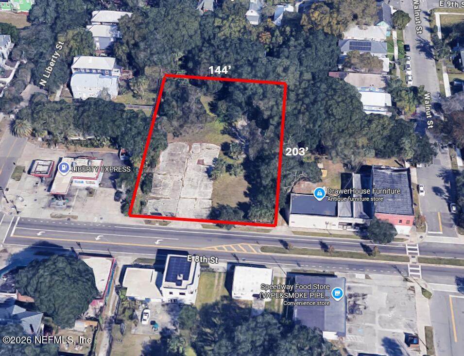 315 8TH Street - Photo 1