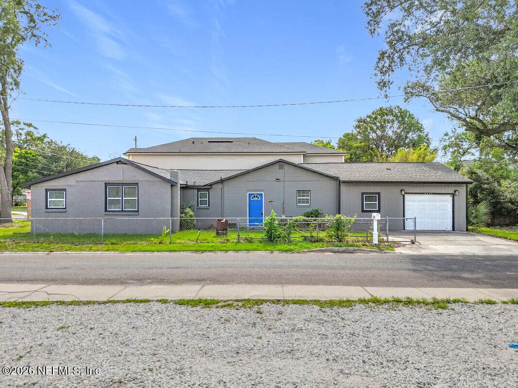 1680 8TH Street - Photo 1