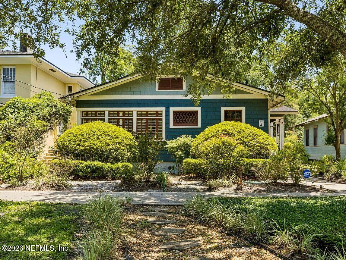 2316 Dellwood Avenue - Photo 1