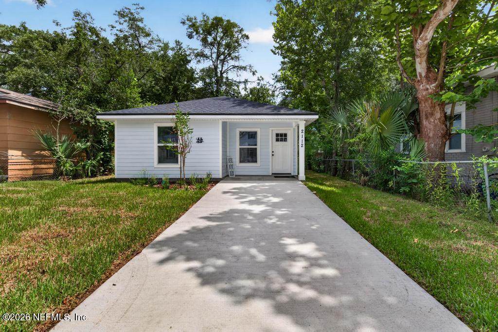 2112 Baldwin Street - Photo 1