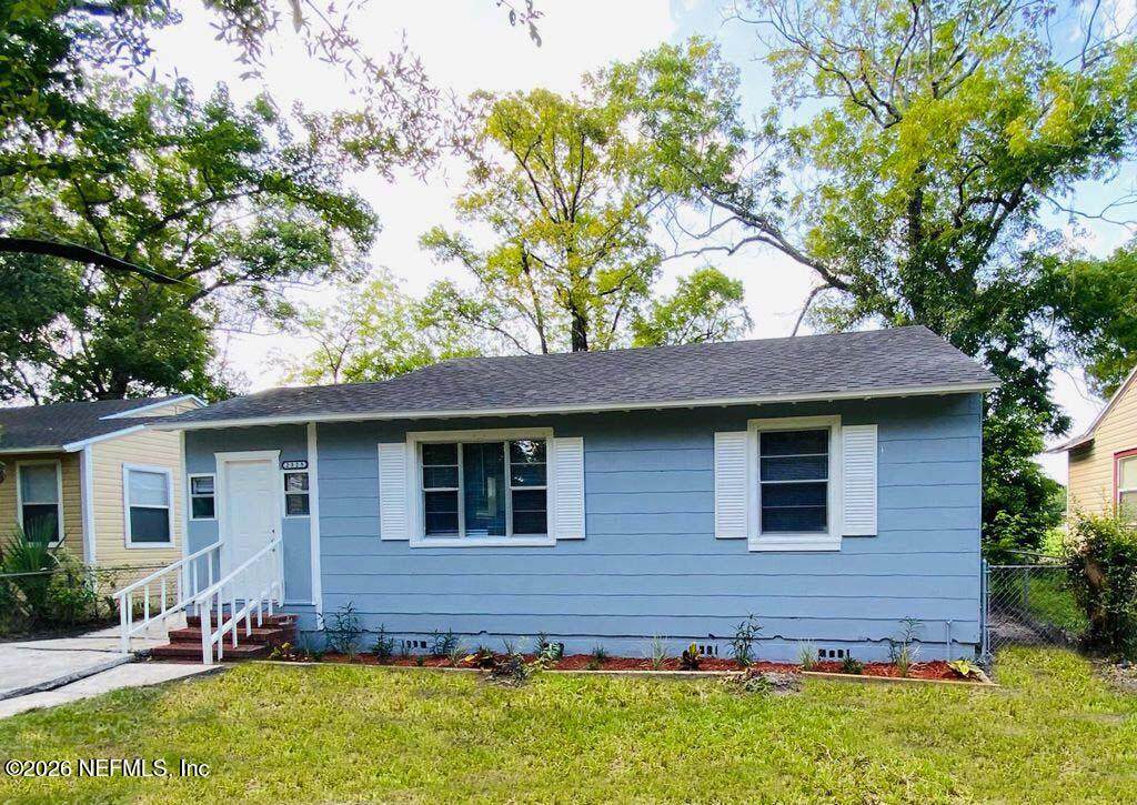 2325 Westbrook Circle - Photo 1
