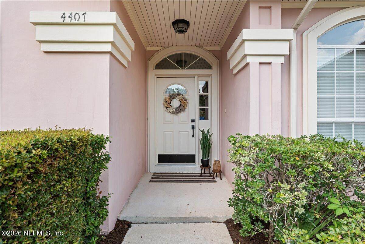 4407 Horseshoe Bend Court - Photo 1