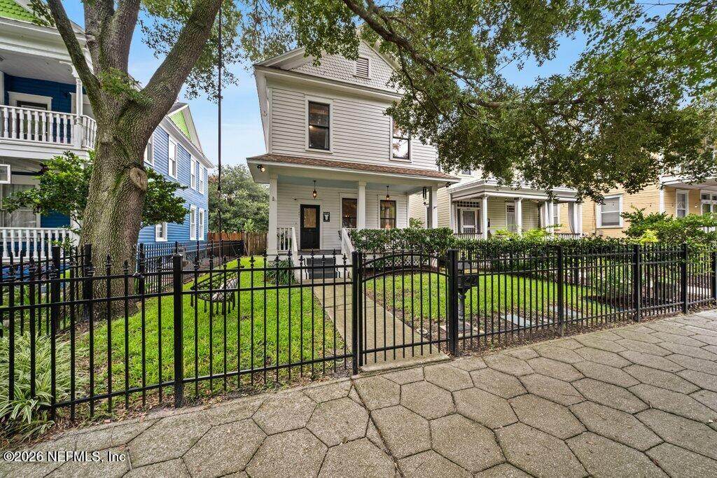 1421 Market Street - Photo 1