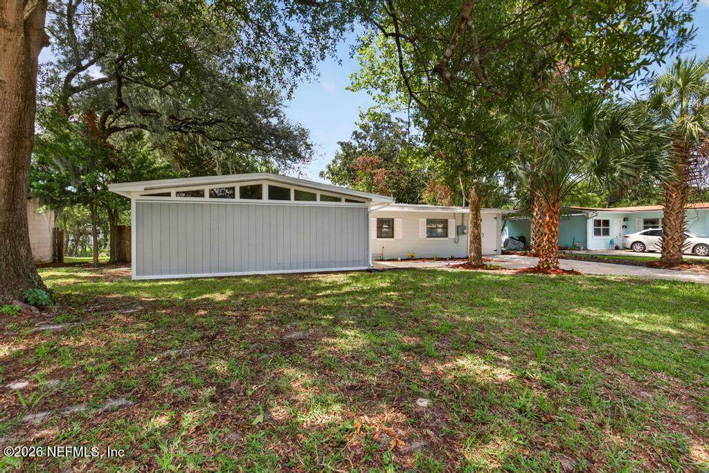 11534 Inez Drive - Photo 1