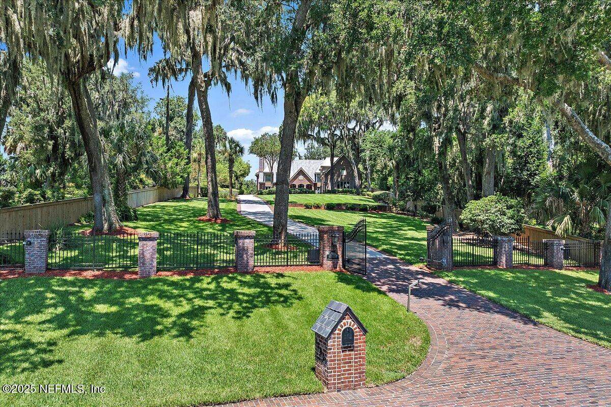 12827 Ft Caroline Road - Photo 1
