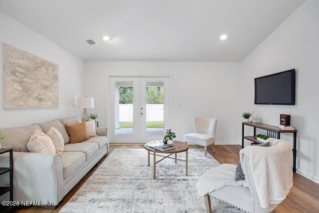 https://bt-photos.global.ssl.fastly.net/nefar/orig_boomver_1_2163868-2.jpg