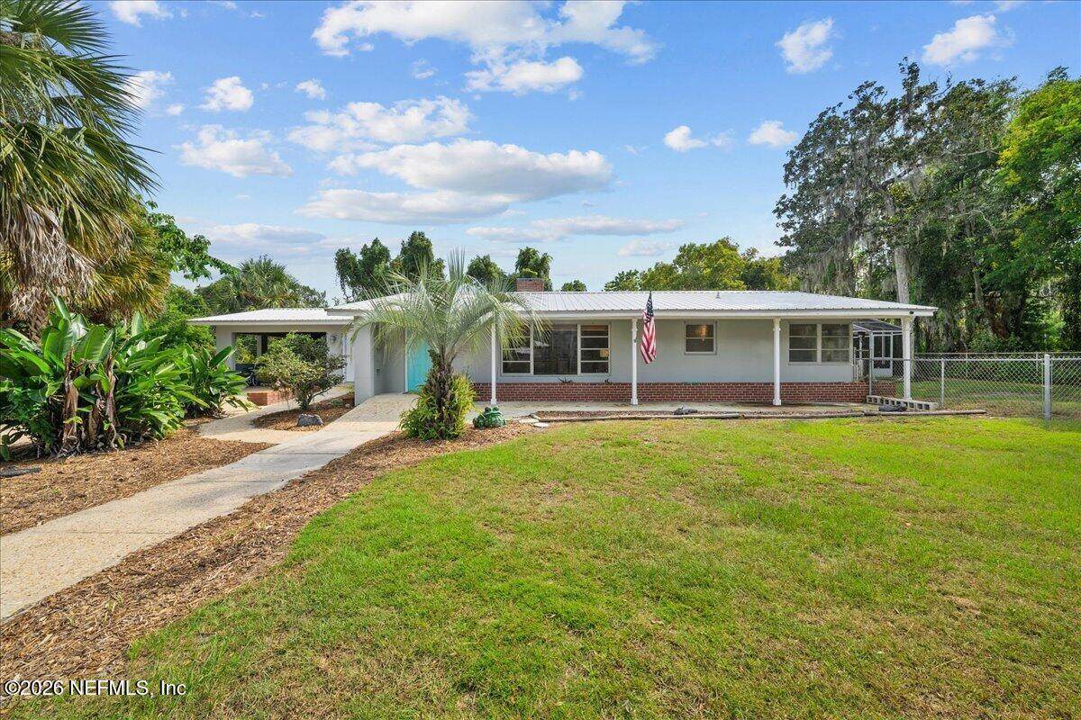 301 Lakeview Avenue - Photo 1