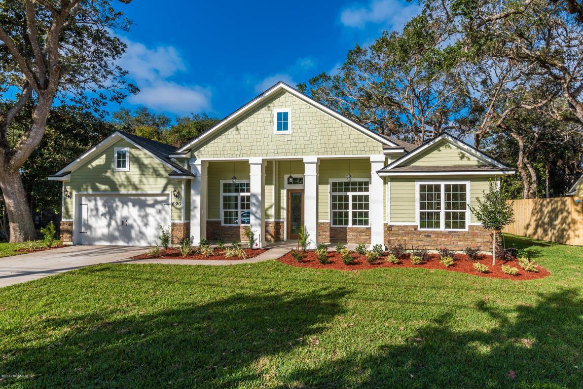 529 Turnberry Ln - Photo 1