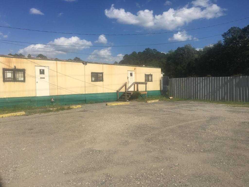 7709 New Kings Rd - Photo 1