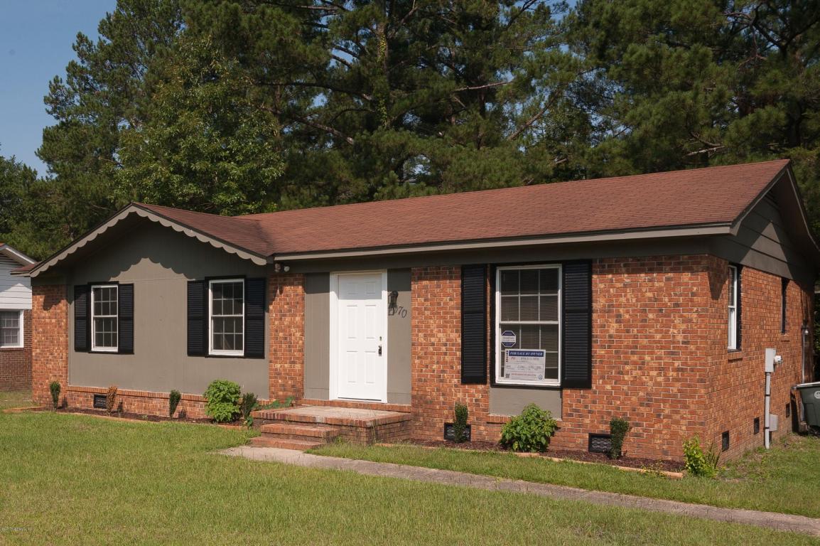1070 Madonna Dr - Photo 1