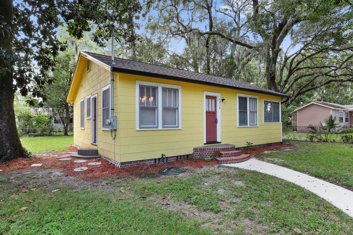 8916 7TH Ave - Photo 1