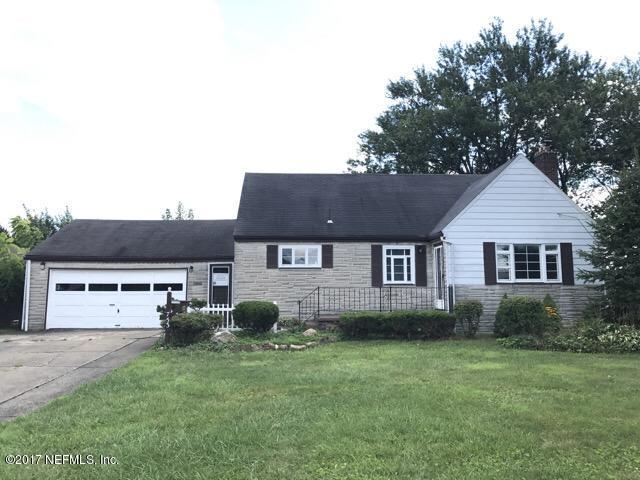 753 Porter Ave - Photo 1