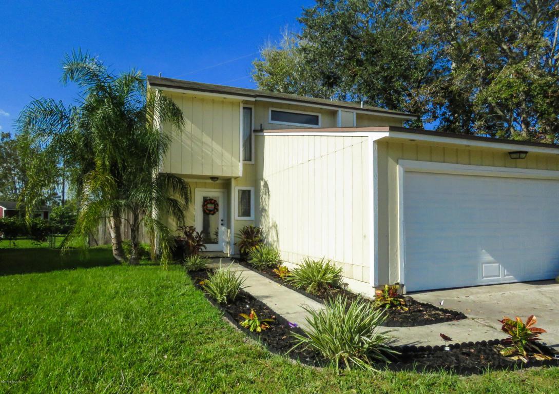 1590 Acacia Manor - Photo 1