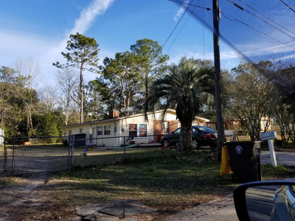 8651 Vining St - Photo 1
