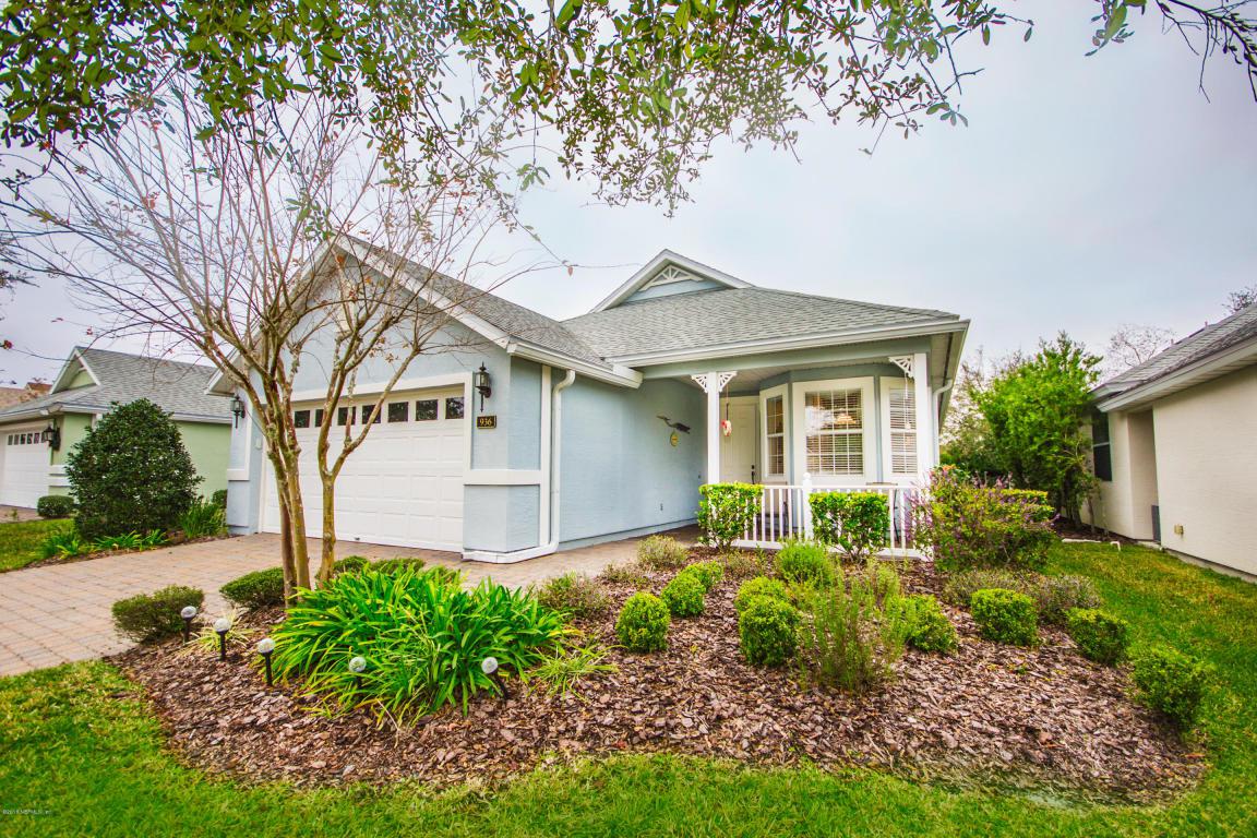936 Hazeltine Ct - Photo 1
