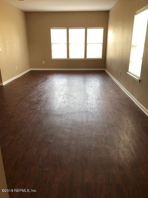 1001 Three Forks Ct - Photo 1