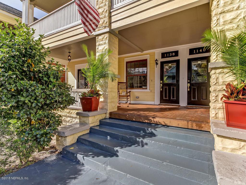 1138 Walnut St - Photo 1