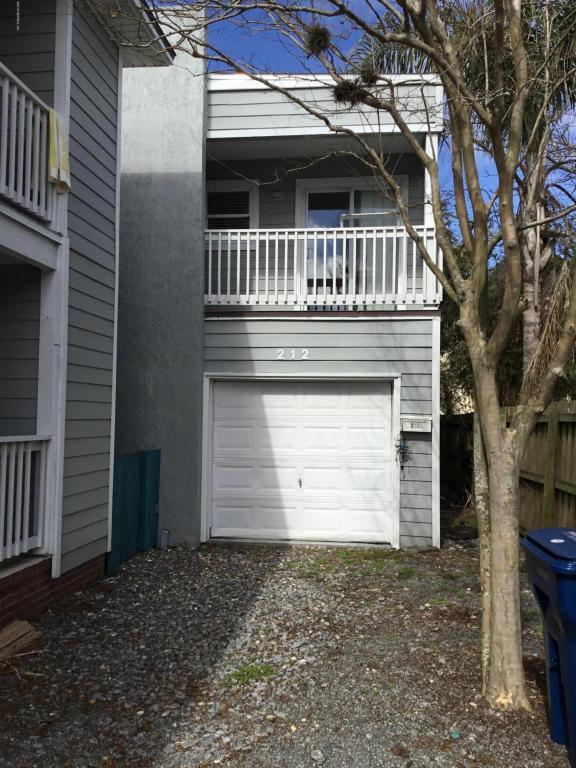 212 Margaret St - Photo 1