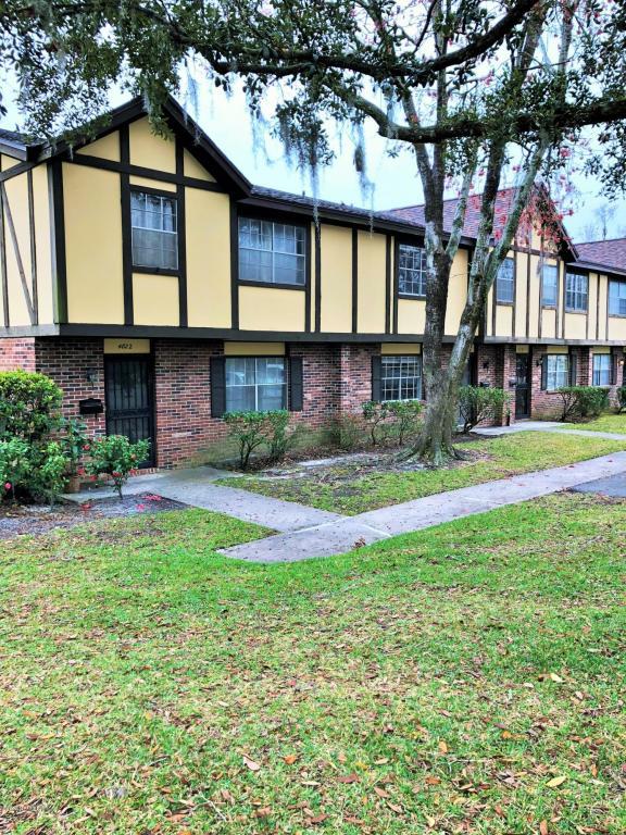 4820 Windrush Ln - Photo 1