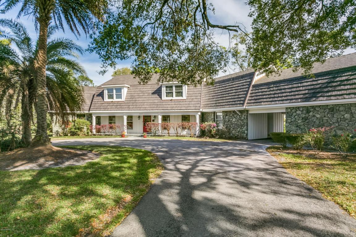 8267 Presidential Dr - Photo 1