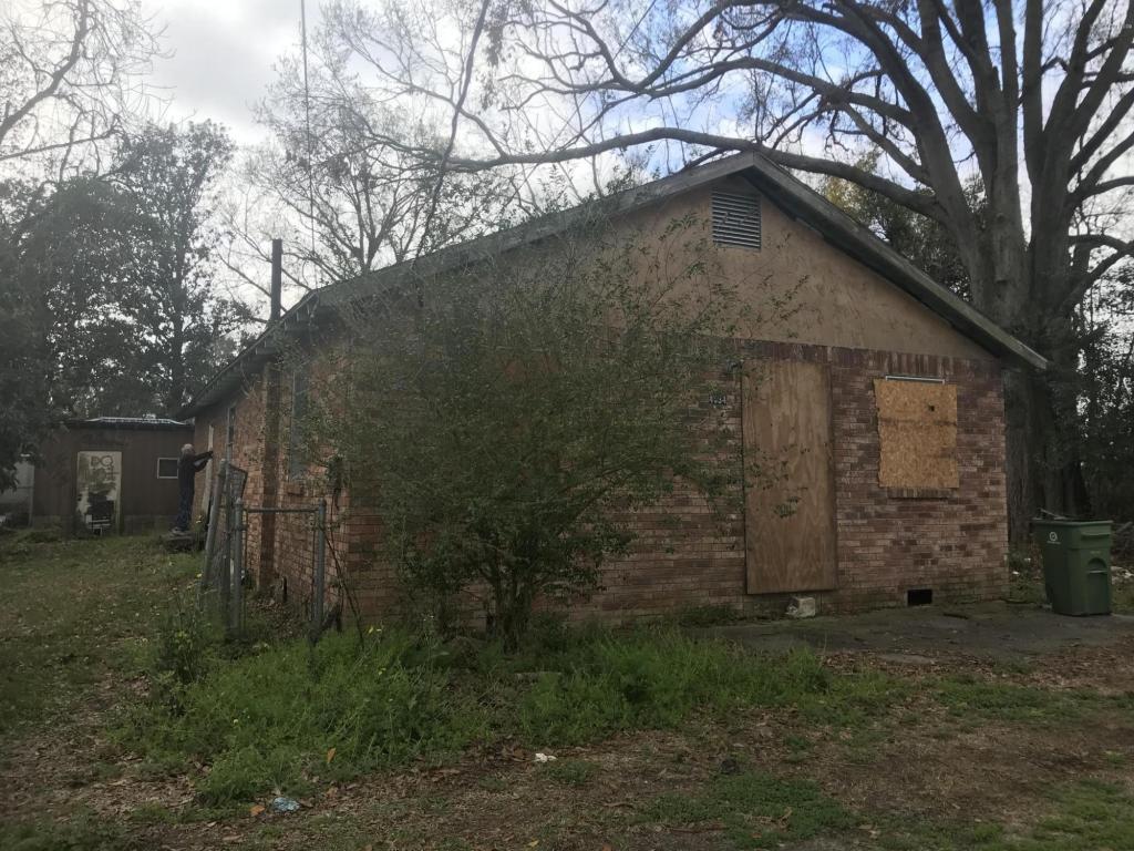 4534 Dignan St - Photo 1