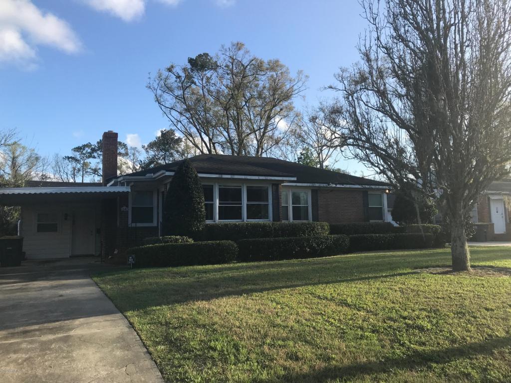 1640 Peachtree Cir - Photo 1