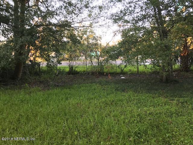 1107 19TH St - Photo 1