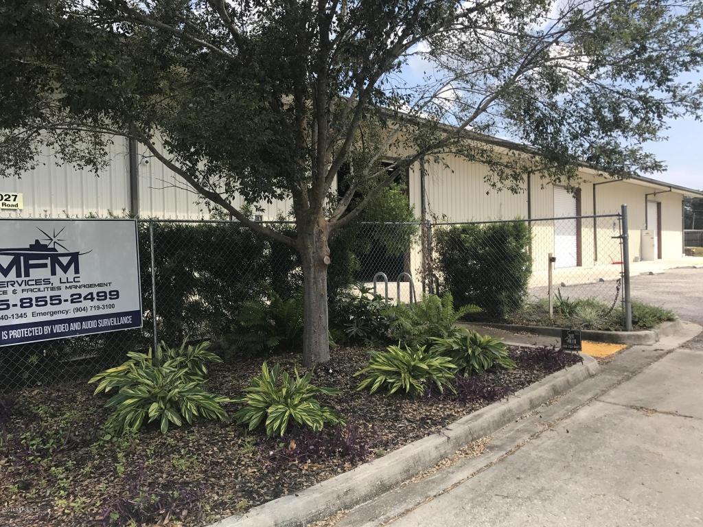 14027 Hyatt Rd - Photo 1