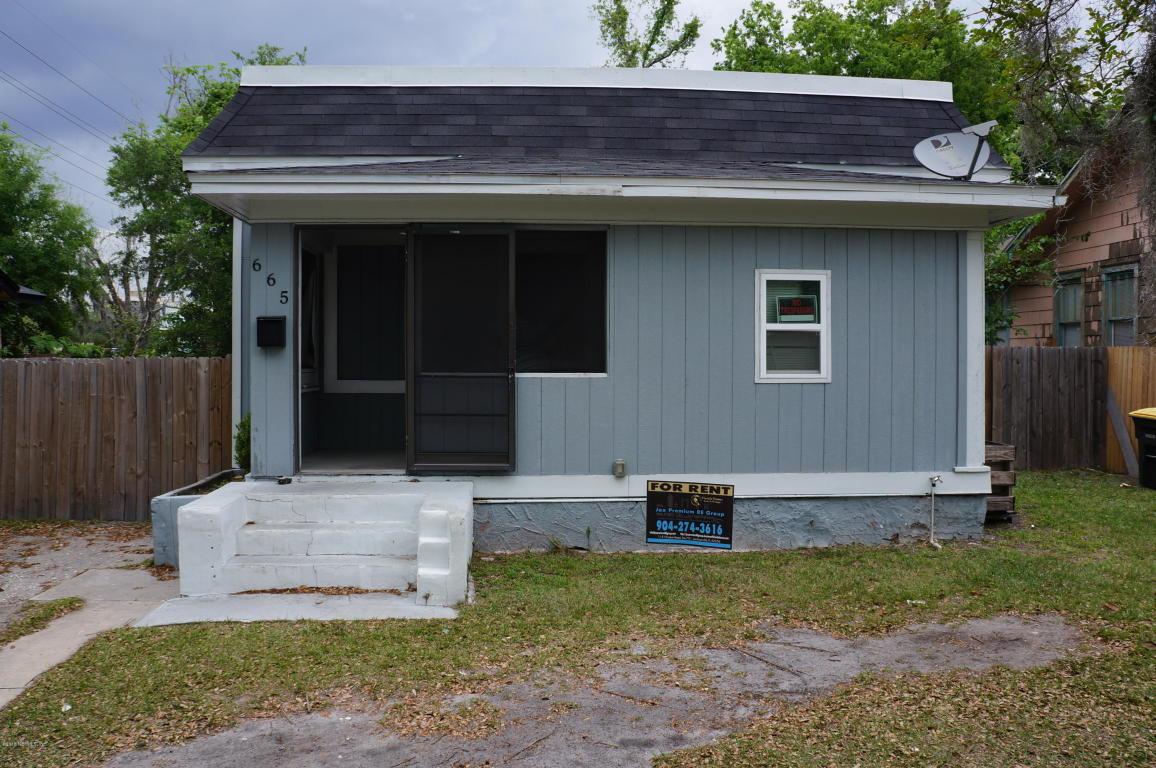 665 Ivy St - Photo 1