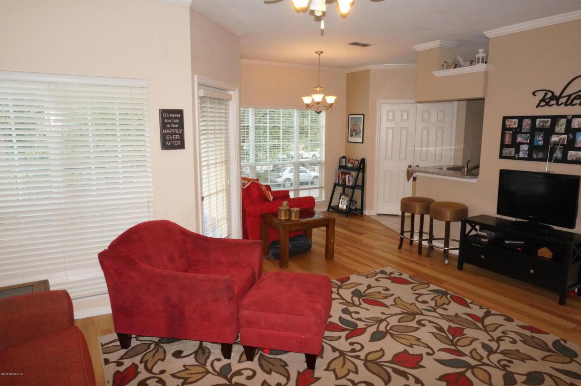 7800 Point Meadows Dr - Photo 1