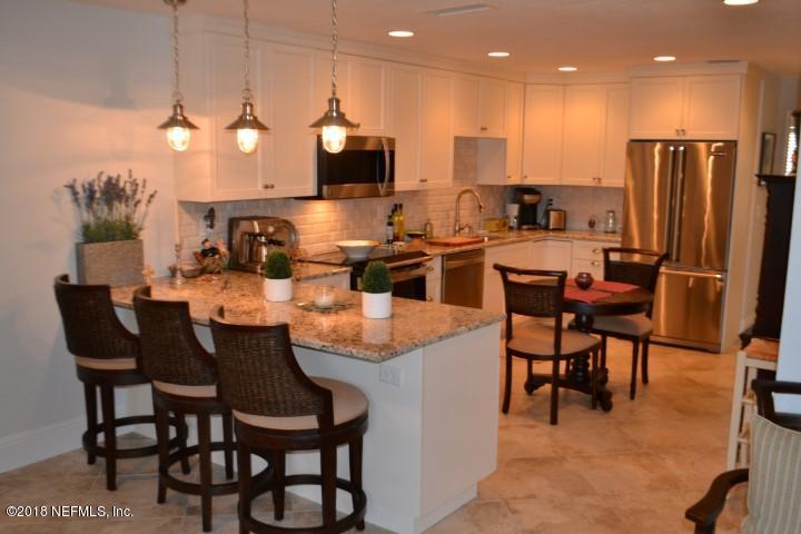 120 Rio Del Mar St - Photo 1