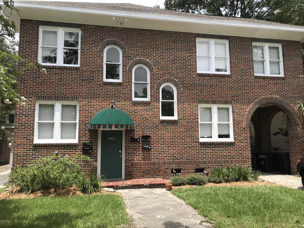 2245 Myra St - Photo 1