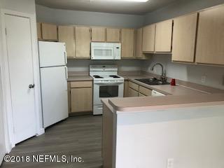 1701 The Greens Way - Photo 1