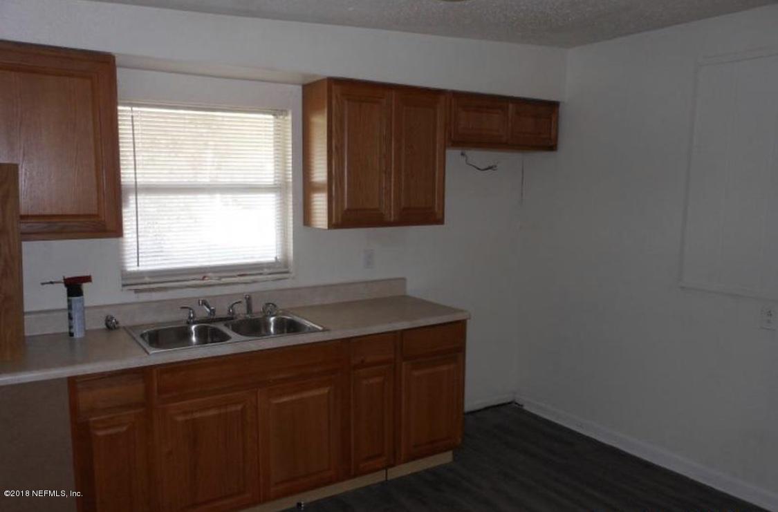 3010 16TH St - Photo 1