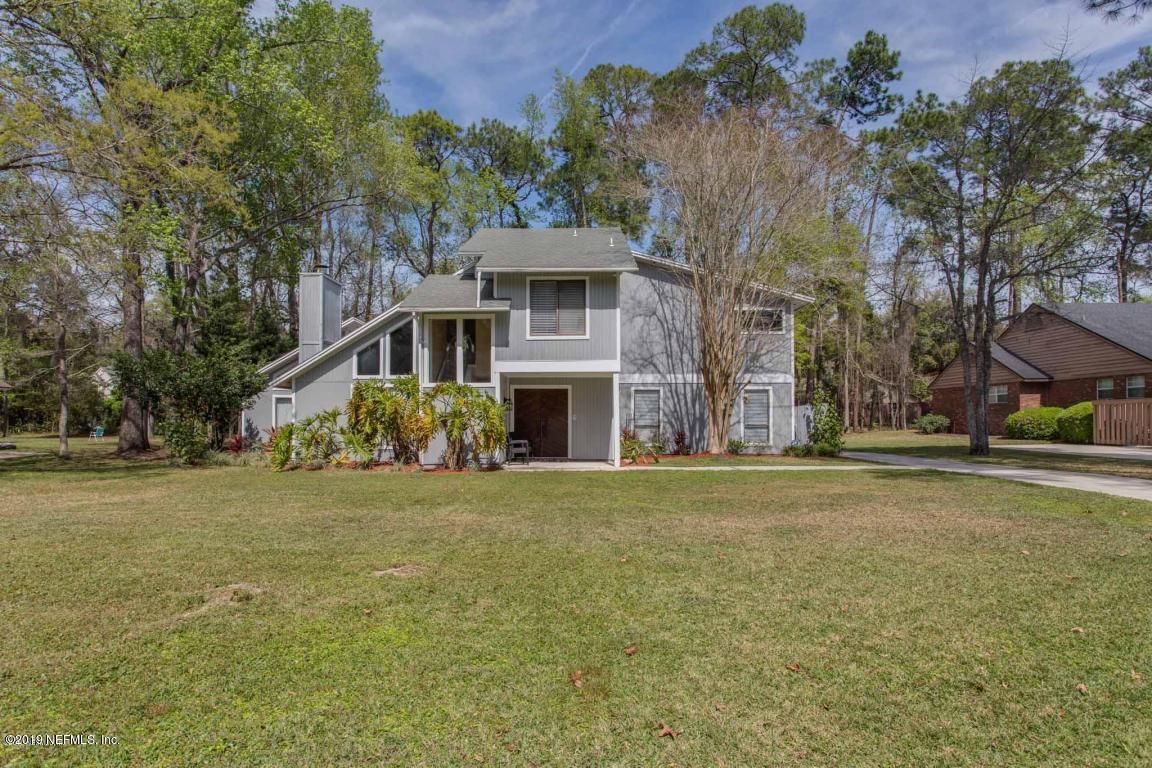2605 Spreading Oaks Ln - Photo 1