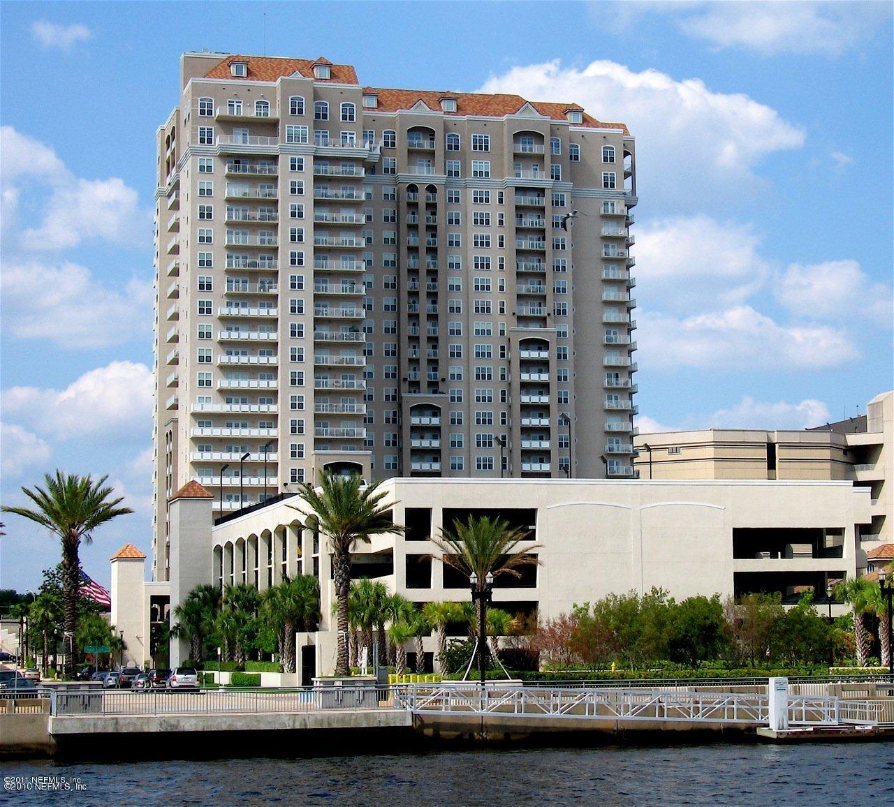 400 Bay St - Photo 1