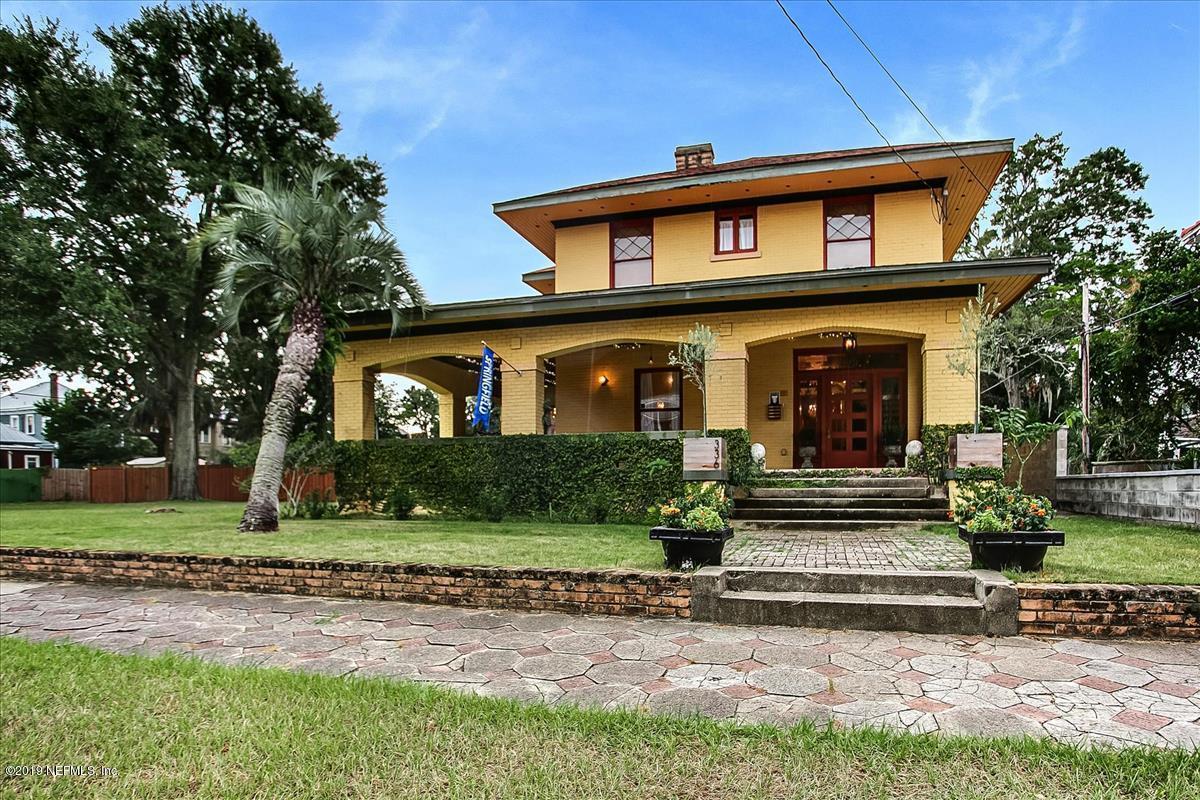 336 6TH St - Photo 1